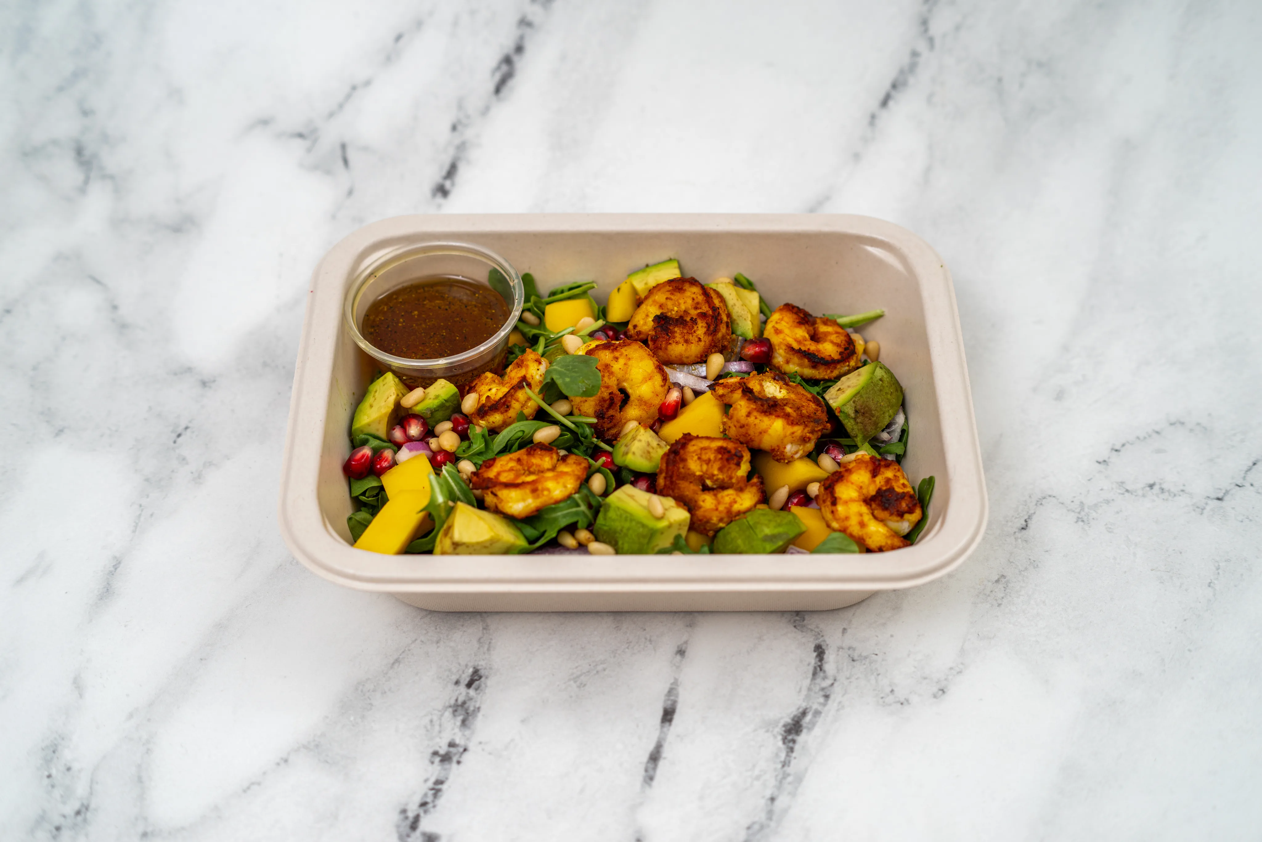 Sałatka z Krewetkami, Avocado i Mango